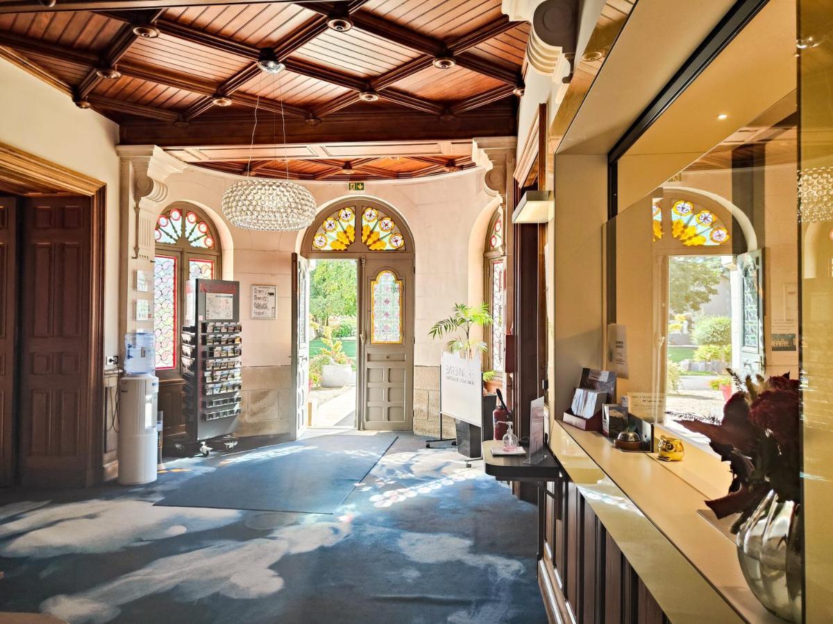 Hotel Chateau De La Barbiniere サン・ローラン・シュル・セーヴル エクステリア 写真